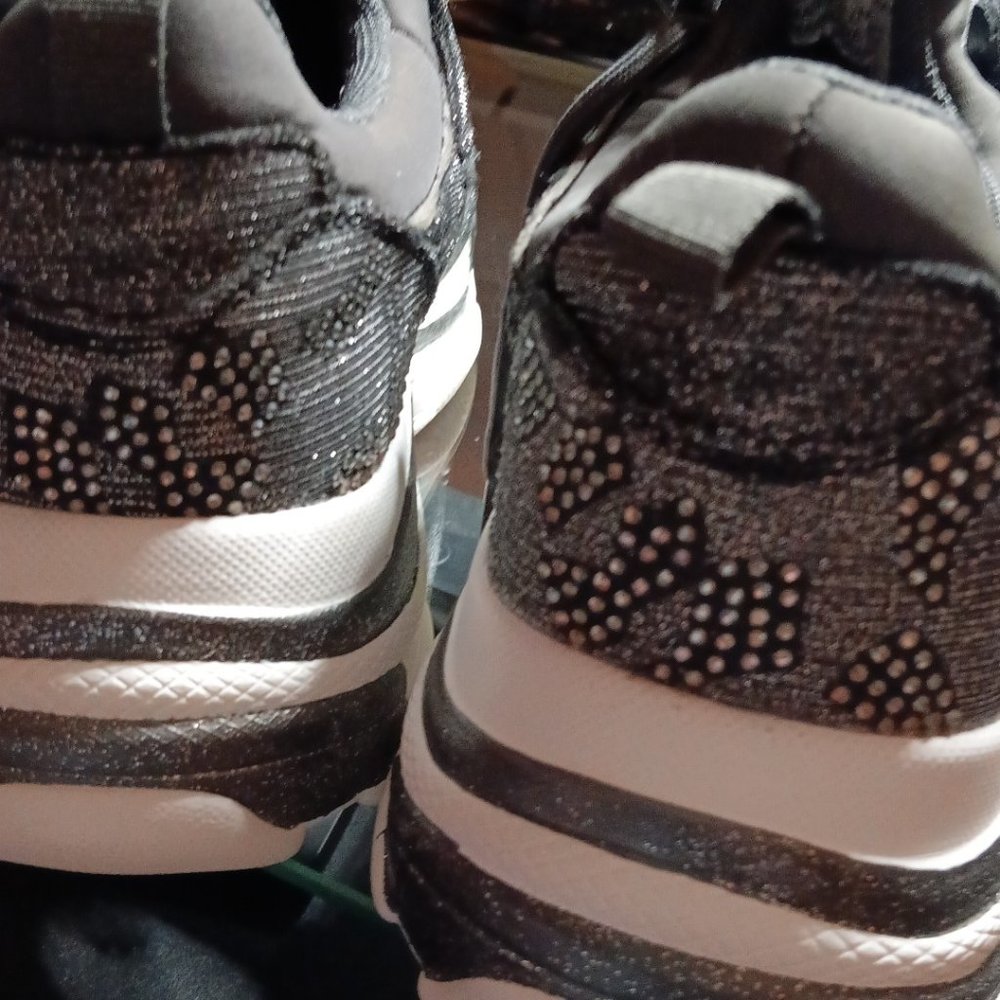 JESSICA Simpson  Speedey 2 Metallic retro chunky Sneakers - Picture 8 of 16